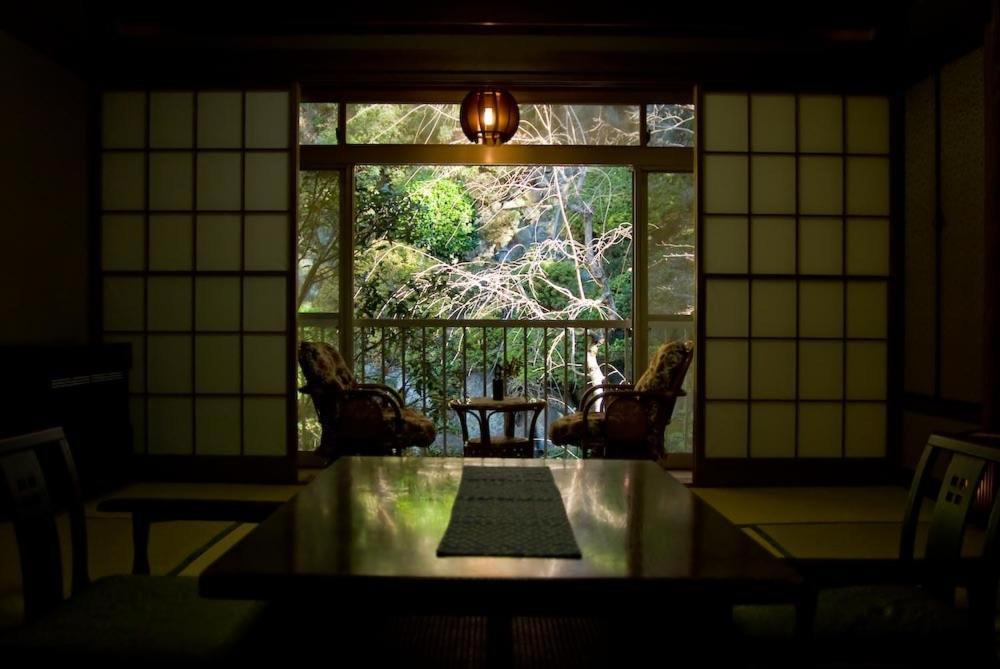 Yugawara Onsen Ryokan Uohan Exterior foto